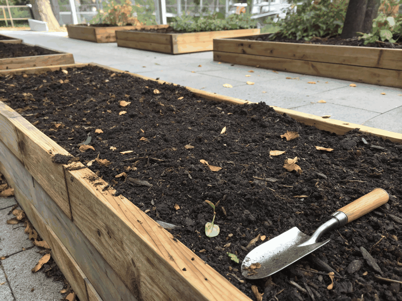 Fresh mulch installation